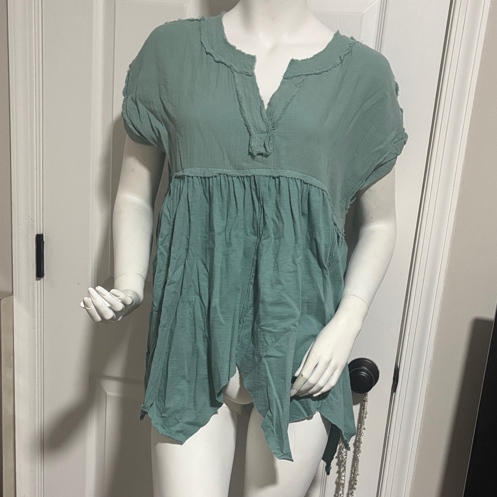 Hem & Thread Seafoam Blouse